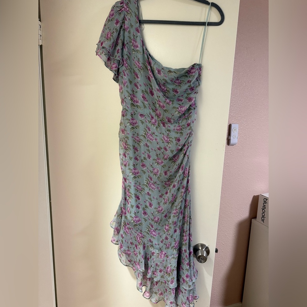 Astr Asymmetrical Dress in Lavender Floral